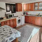 за гости бащин дом Nyaraló Aprilci